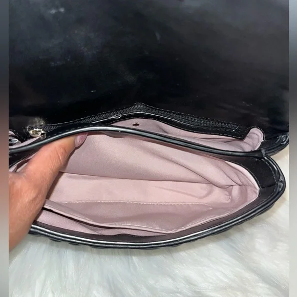 Kate Spade • Black Flower Quilted Leather Crossbody - Picture 5 of 6